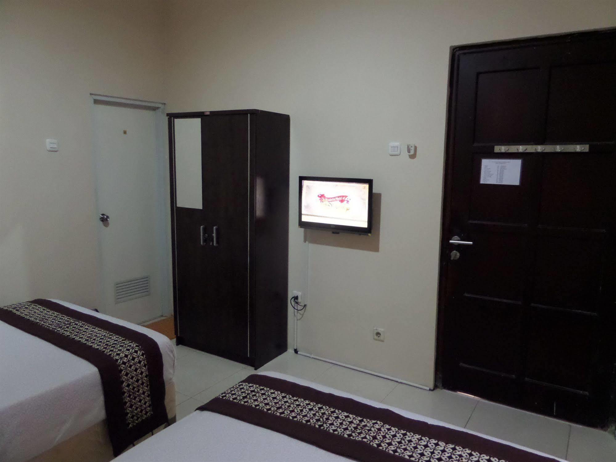 Oyo 201 Emdi House Timoho Hotel ยอกยาการ์ตา ภายนอก รูปภาพ