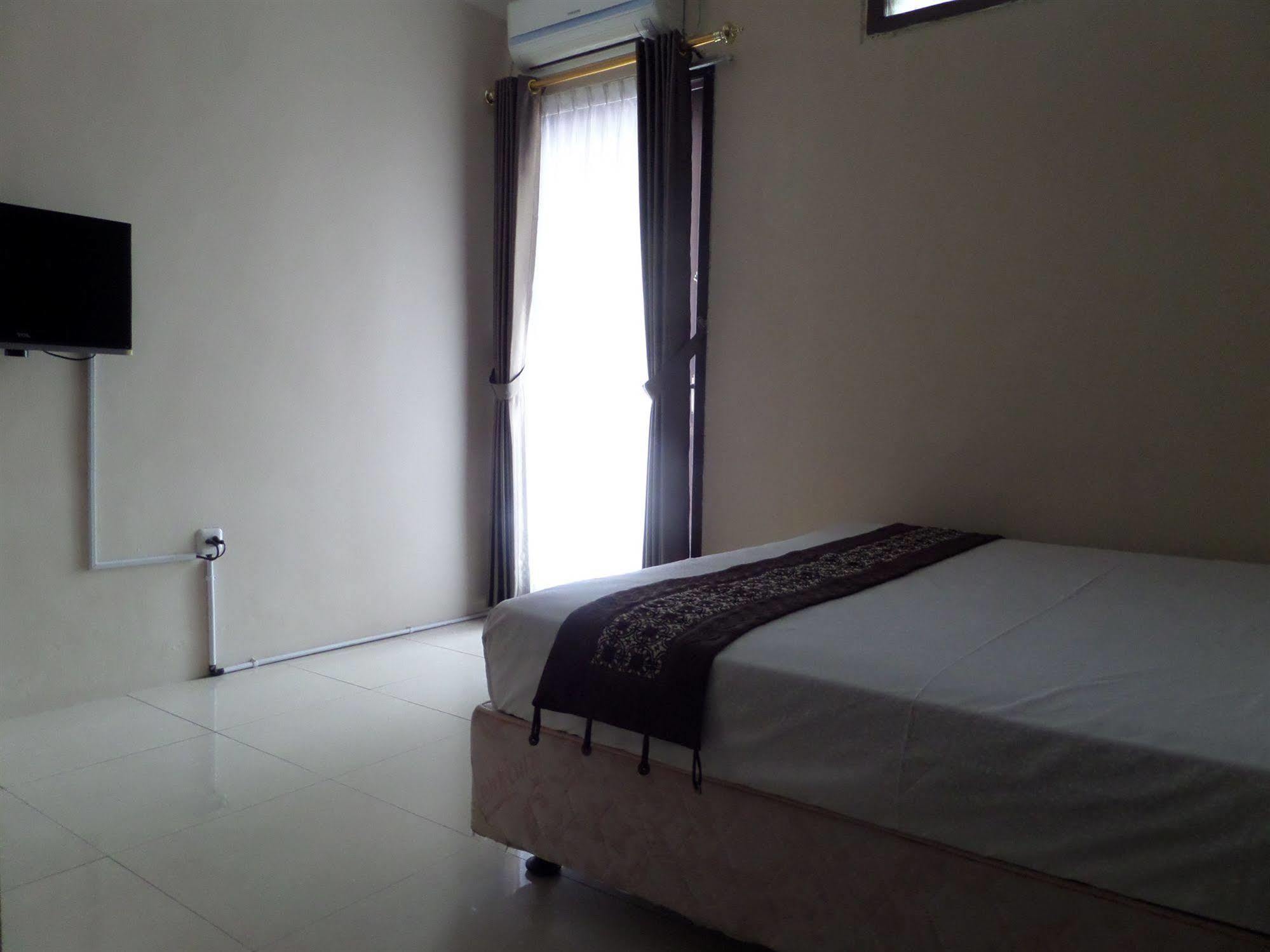 Oyo 201 Emdi House Timoho Hotel ยอกยาการ์ตา ภายนอก รูปภาพ
